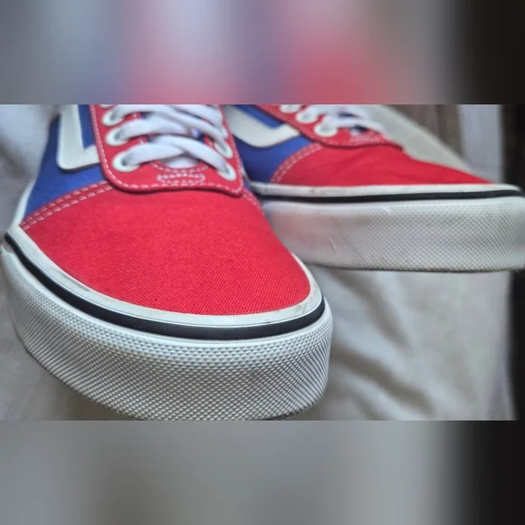Vans Old School in Red and Blue - Picture 6 of 6